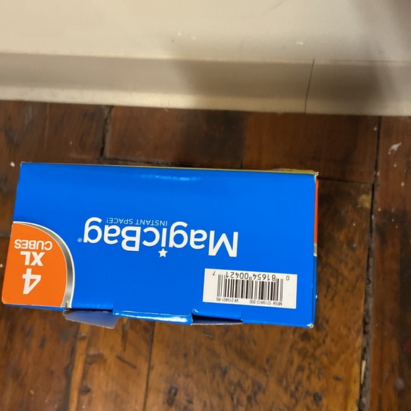 NIB MAGIC BAG 4XL CUBES FOR 4X MORE SPACE- SPACE SAVER BAGS REUSABLE - Picture 3 of 7